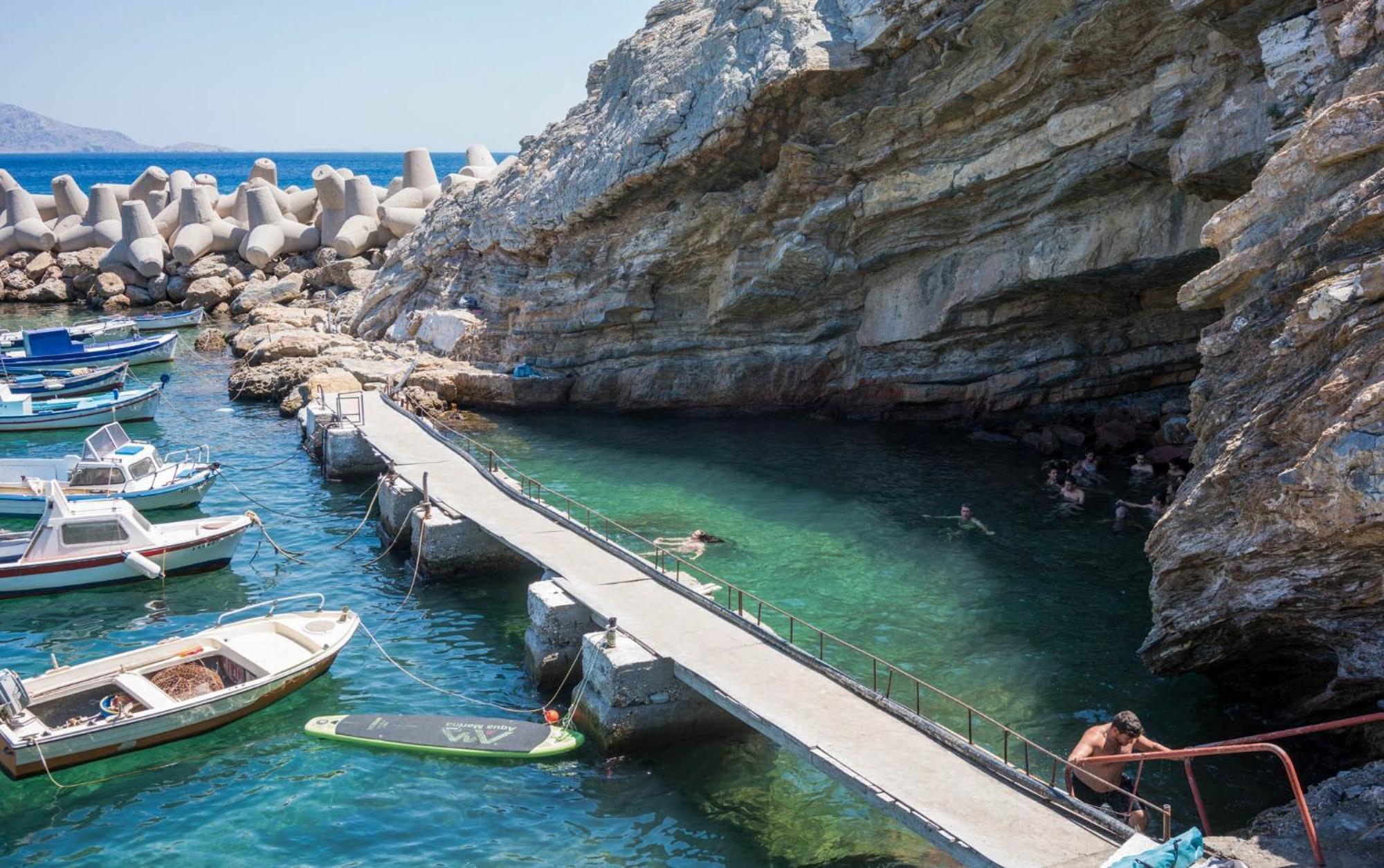 Nefeli Hotel Agios Kirykos  Luaran gambar