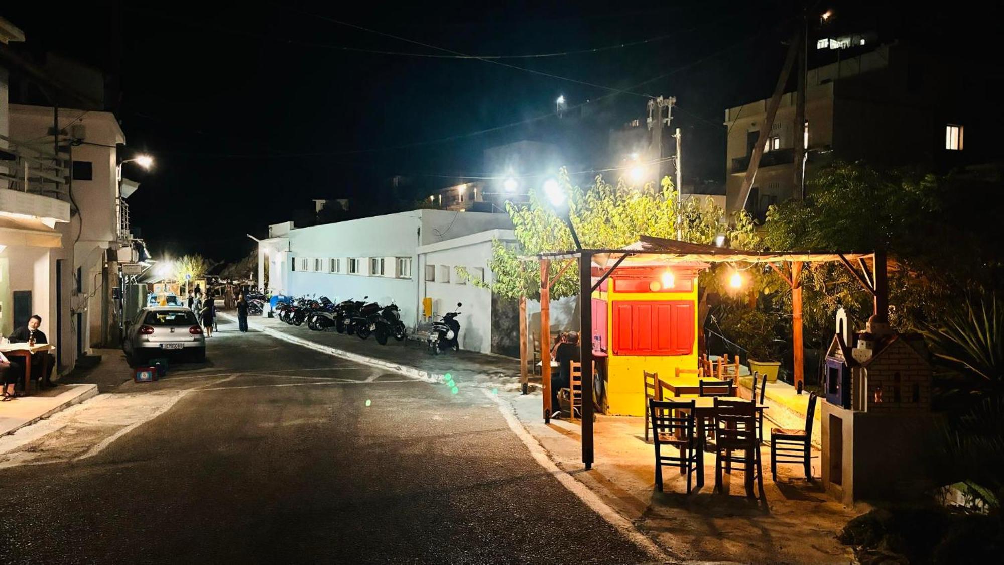 Nefeli Hotel Agios Kirykos  Luaran gambar